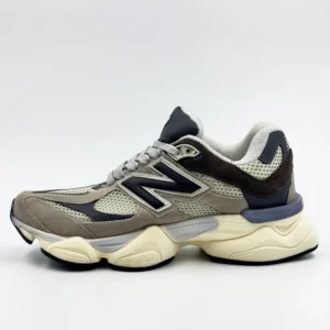 Tênis New Balance 9060 - Cinza/Gray, 43