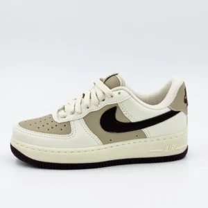 Tênis Nike Air Force - Classic/Cafe, 38