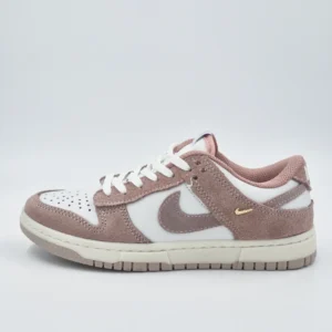 Tênis Nike Dunk Low - Rose/Metallic, 35