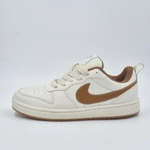 Nike Court Borough - Carvalho / Off, 35